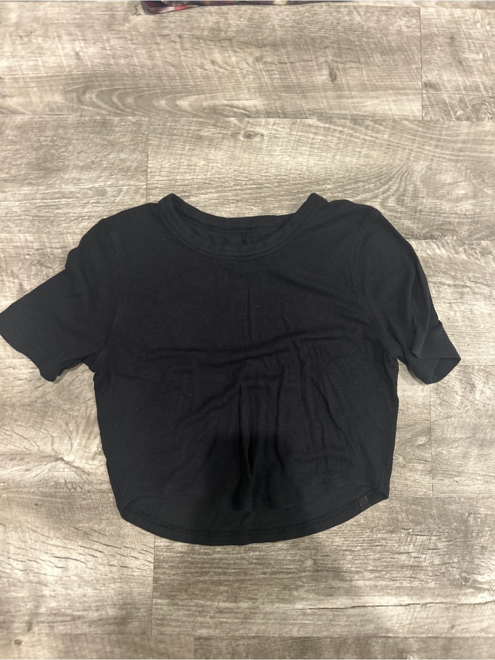 lululemon athletica Black Short Sleeve Cropped Tee